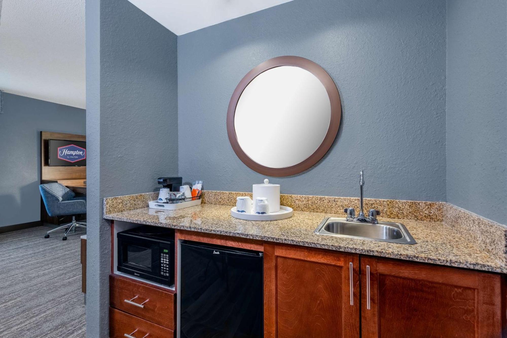 Hampton Inn & Suites Hopkinsville Εξωτερικό φωτογραφία