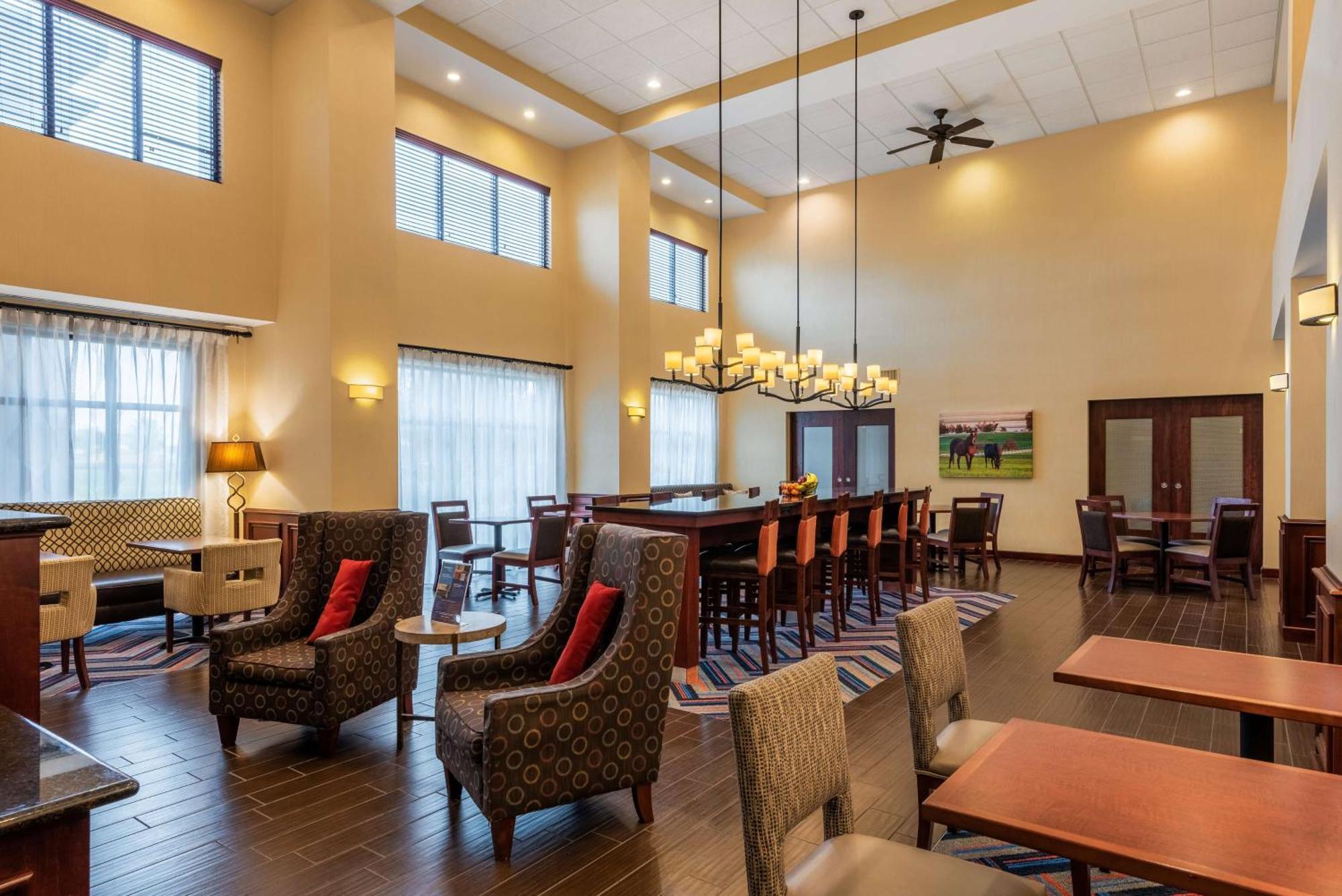 Hampton Inn & Suites Hopkinsville Εξωτερικό φωτογραφία